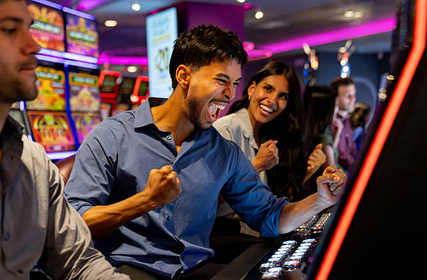stek88 Live Sic Bo mobile interface showing betting options and live dealer feed